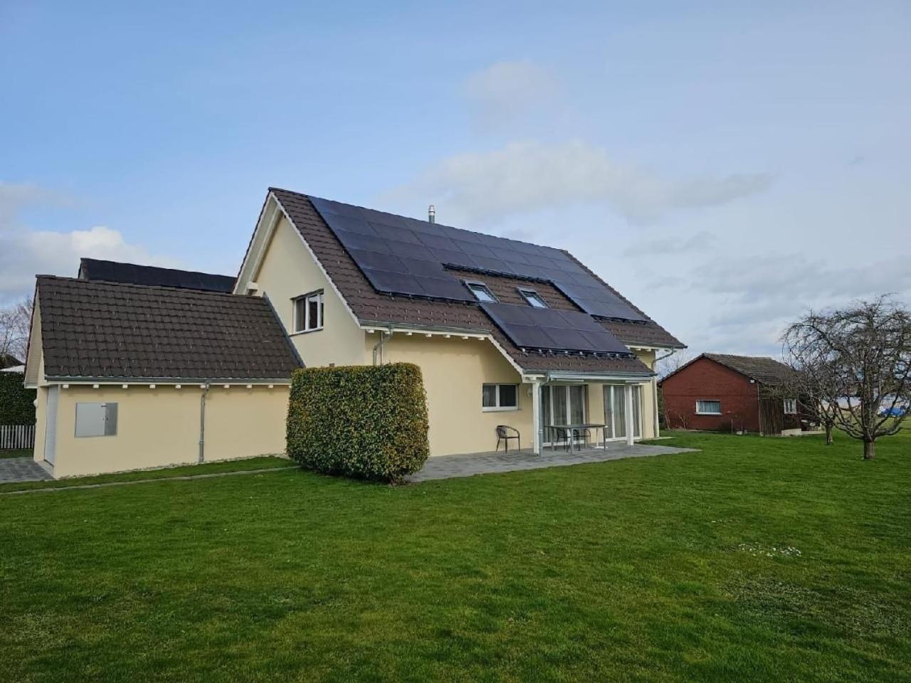 Ferienhaus Zum Regenbogen In Ermatingen Exterior foto
